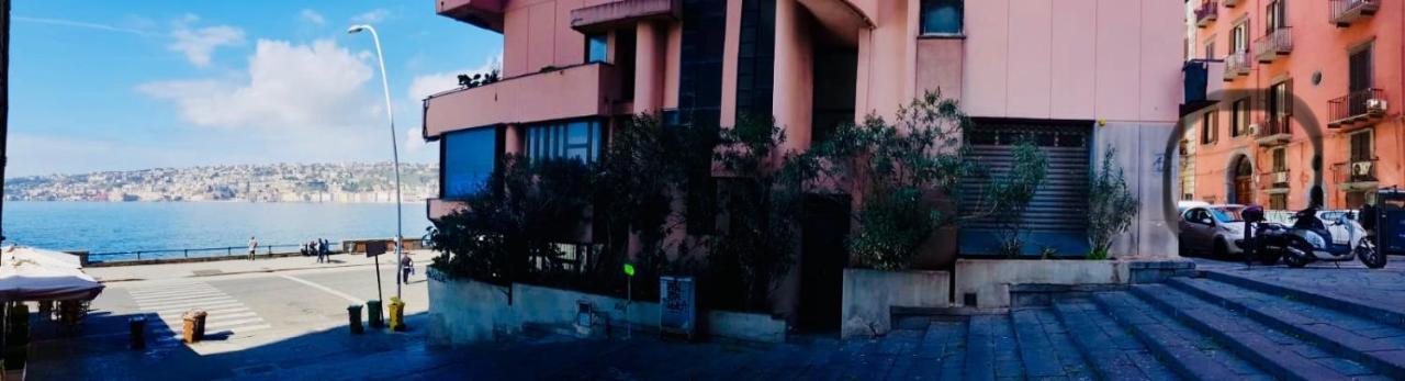 Napoli Storia E Mare Acomodação com café da manhã Exterior foto